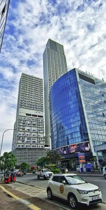 Torres residenciales y de oficinas
